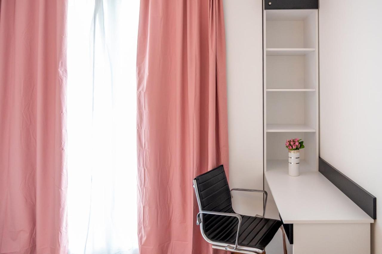 Sunny 1Bdr Apartment Near Center София Экстерьер фото