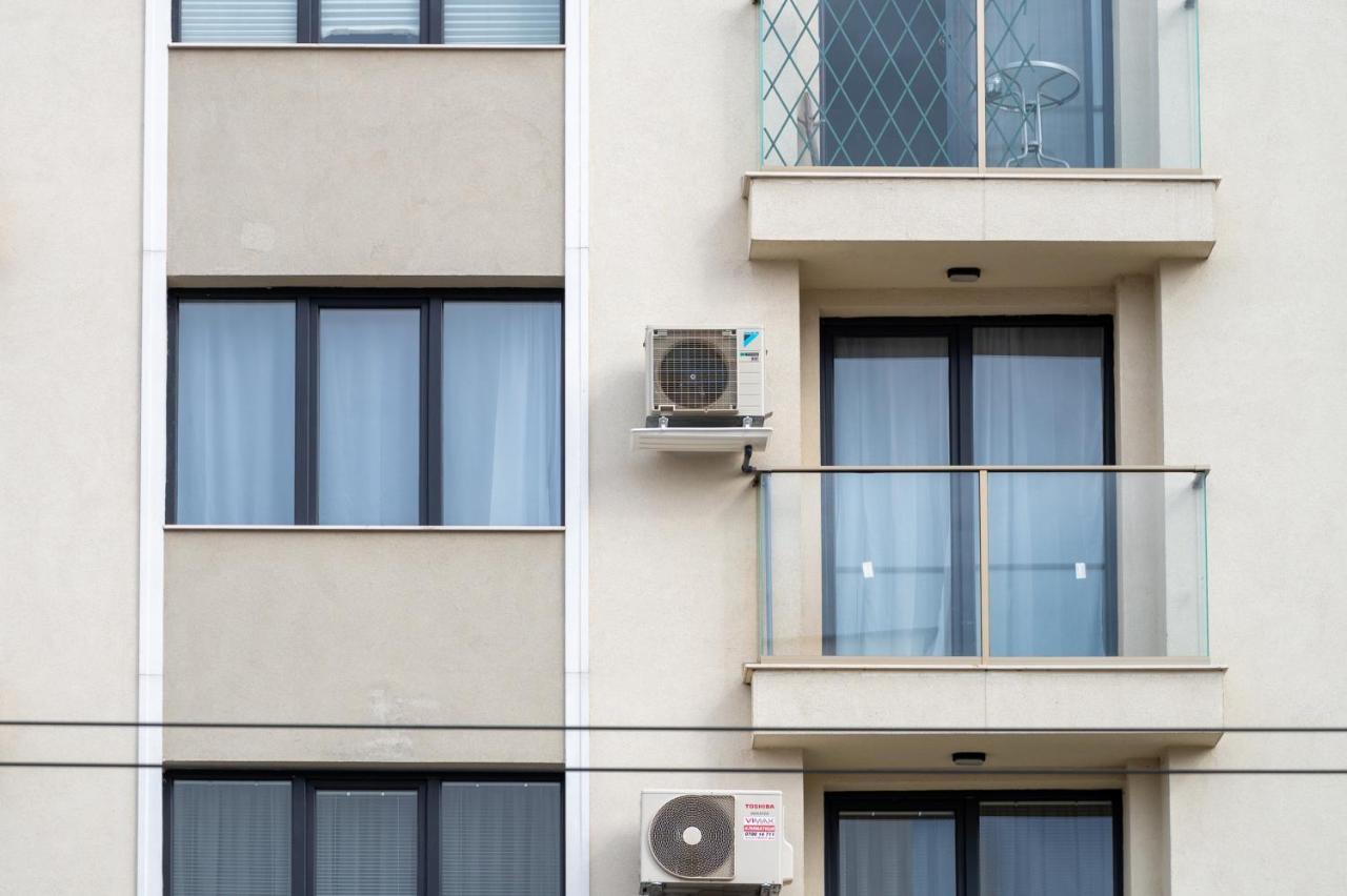 Sunny 1Bdr Apartment Near Center София Экстерьер фото